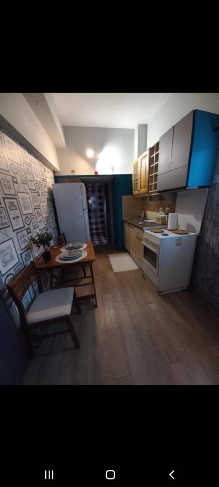 Μέντα 1 Apartment Kalamata Bagian luar foto