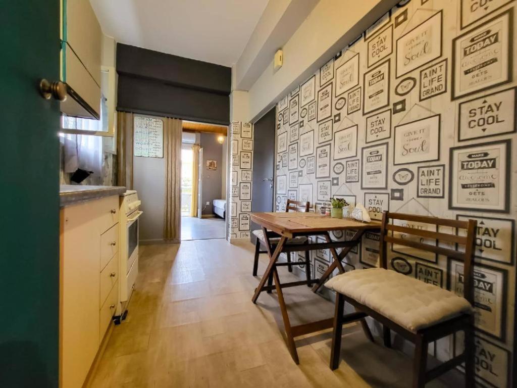 Μέντα 1 Apartment Kalamata Bagian luar foto