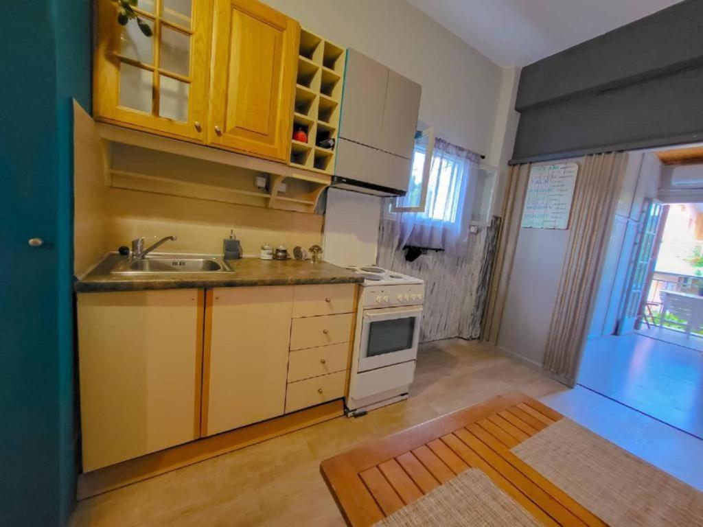 Μέντα 1 Apartment Kalamata Bagian luar foto