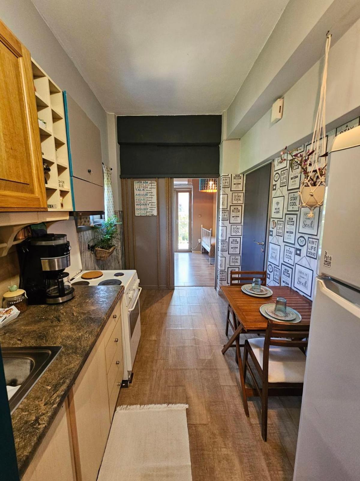 Μέντα 1 Apartment Kalamata Bagian luar foto