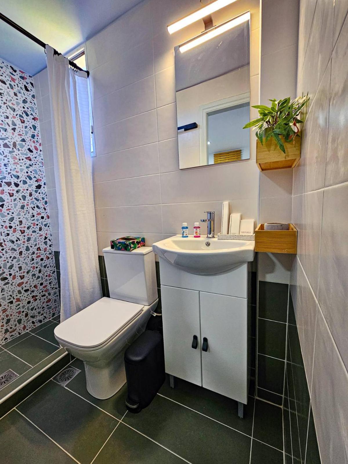 Μέντα 1 Apartment Kalamata Bagian luar foto